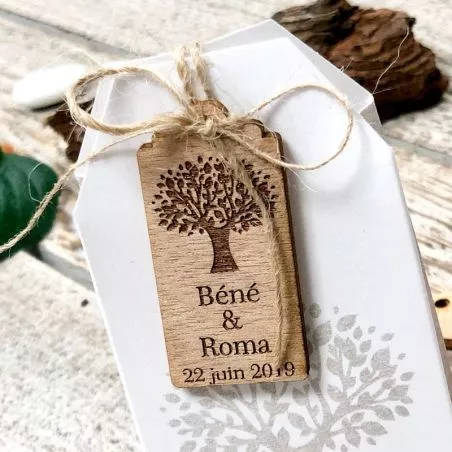 Etiquettes dragées bois arbre (Lot de 20) Etiquettes dragées bois arbre (Lot de 20)
