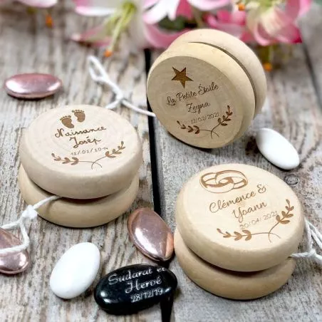 Yoyo personnalisé Bois - Cadeau d'invité Yoyo personnalisé Bois - Cadeau d'invité