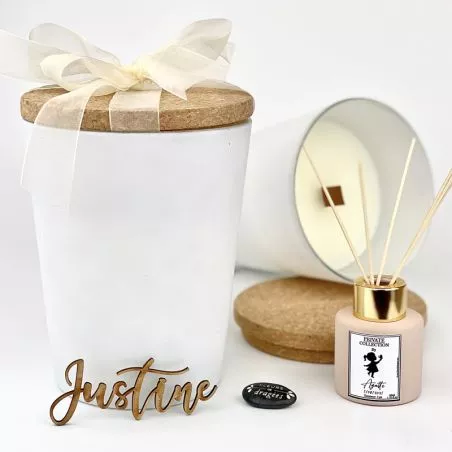 Bougie géante parfumée XL "mèche bois" 1,5kg - Blanche Bougie géante parfumée XL "mèche bois" 1,5kg - Blanche