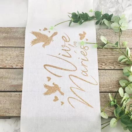Chemin de table vive les mariés Rose Gold Chemin de table vive les mariés Rose Gold