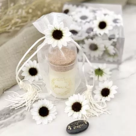 Tête Marguerite en Tissu - DIY (75 pièces) Tête Marguerite en Tissu - DIY (75 pièces)